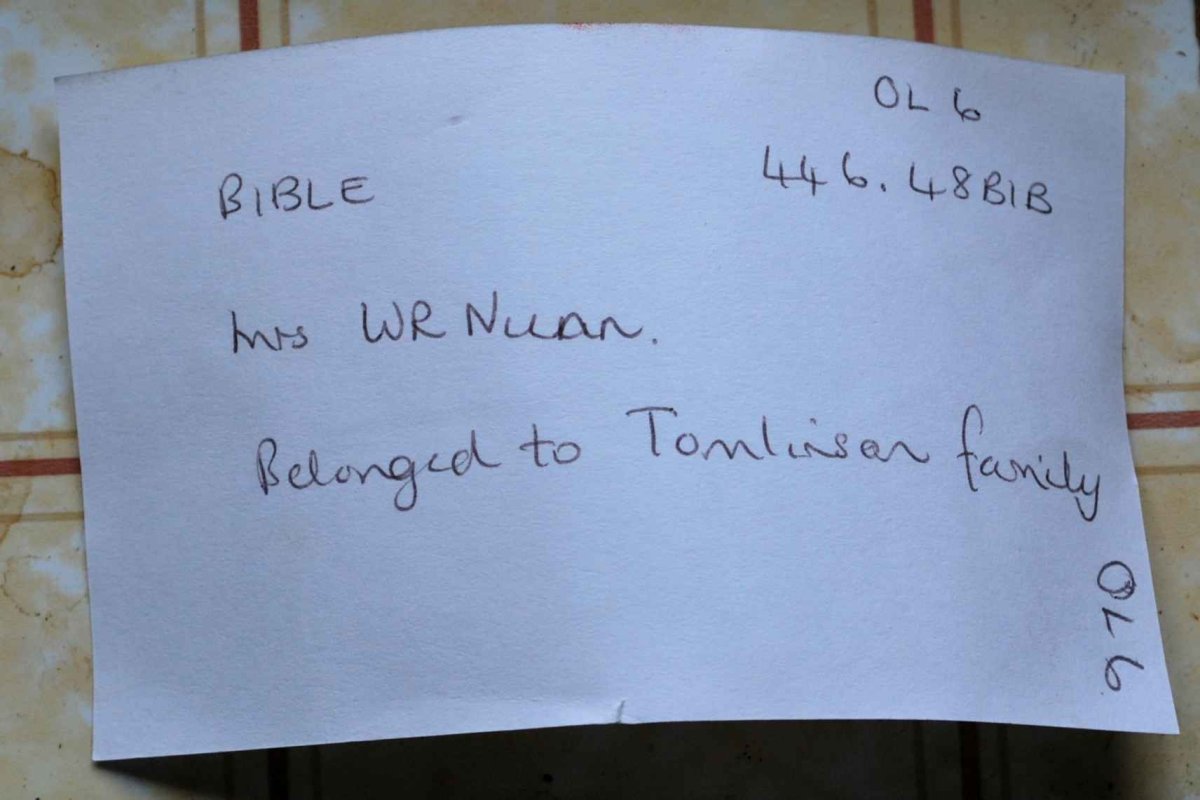 ALBM-OL6-446-48-BIB_TOMLINSON_01